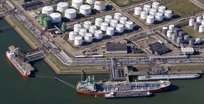 Vopak sells Rotterdam chemical sites